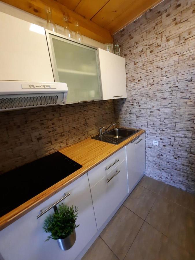 Sea La Vie! Apartment Novalja Bagian luar foto