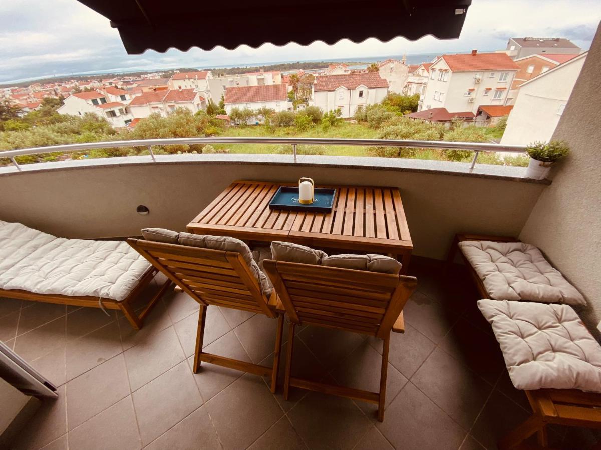 Sea La Vie! Apartment Novalja Bagian luar foto